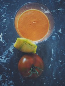 Gazpacho z melona i pomidorów