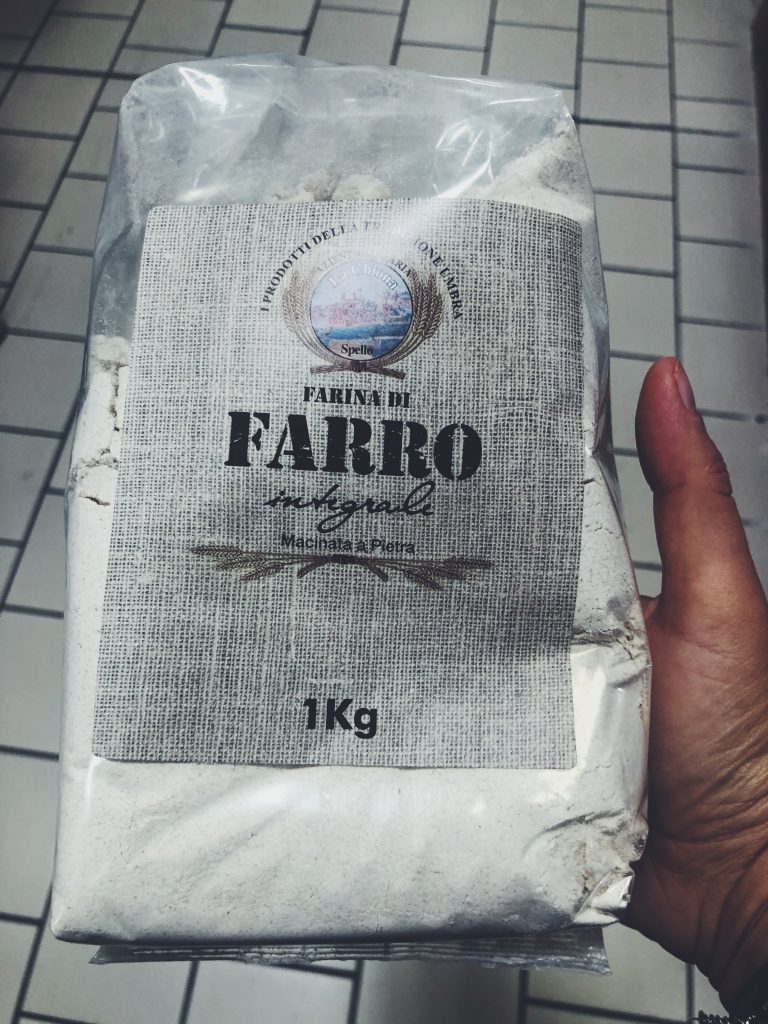 Farina di farro (it) mąka orkiszowa