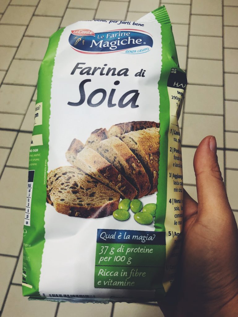 Farina di soia (it) mąka sojowa